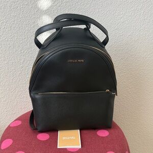 Michael Kors Sheila Medium Backpack Black Saffiano Leather MK Gold Zip NWT